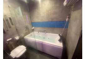 Cool Suite Room