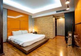 Duplex Design Suite Room